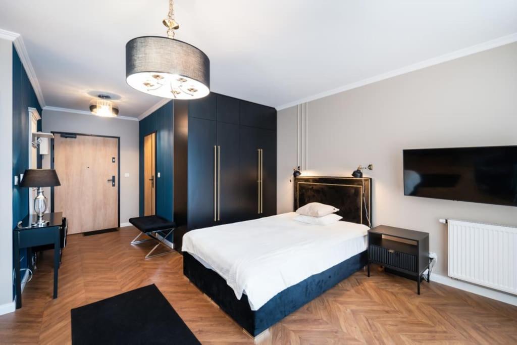 Plac Bohaterow Getta Apartment *